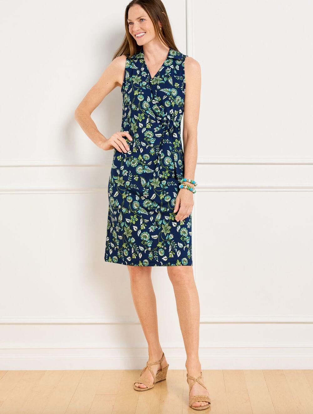 Talbots Effortless Jersey Bella Shift Dress Size MP Floral Sleeveless Preppy
